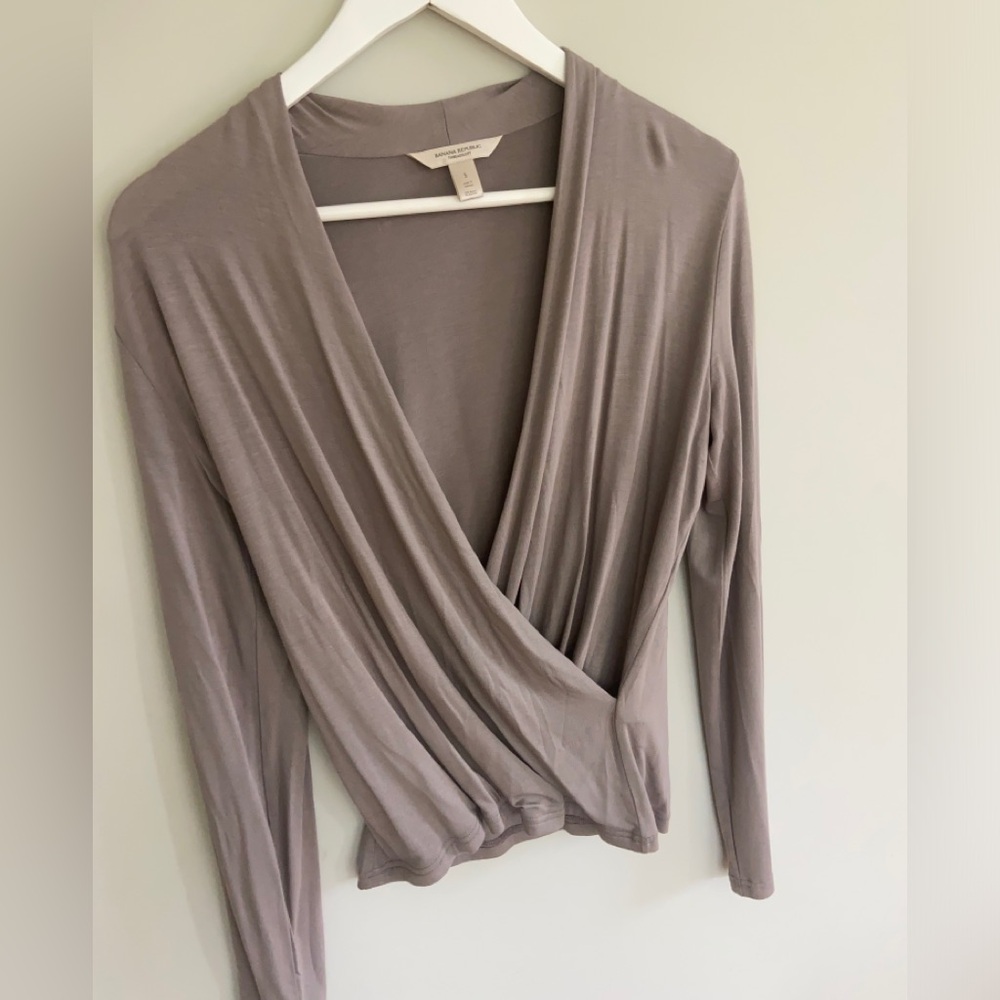 Super soft Banana Republic wrap top